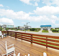 2-Unit Beach Bungalow - Steps to the Sand Duplex - USA Accommodation