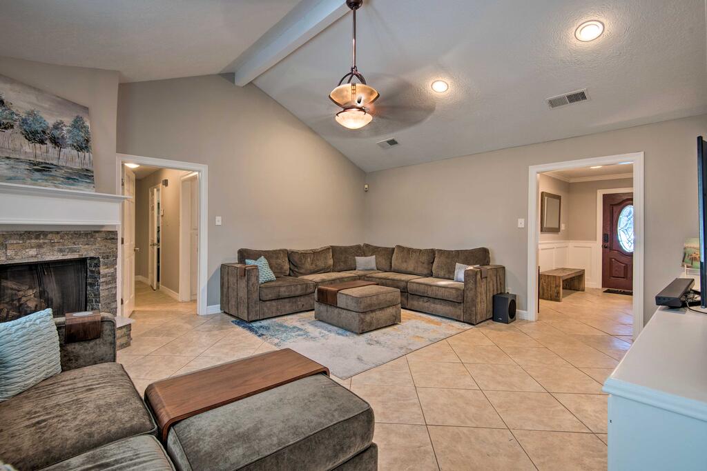 2-Unit House Venue With Pool, & Pet Friendly! - thumb 2