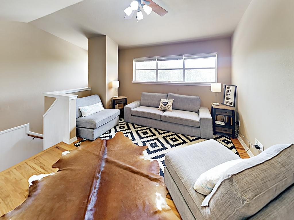 20001 Hamilton Pool Road Home - thumb 1