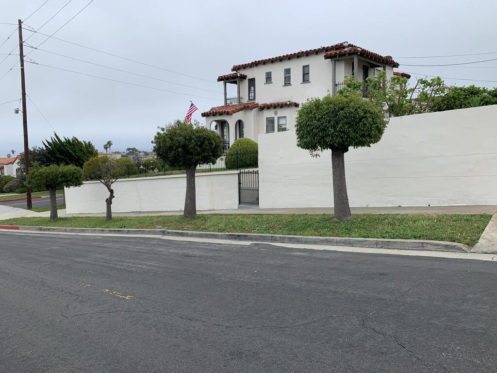 2005 South Patton Avenue - thumb 2