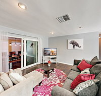 2040 Forest Drive Home - Tourism Bookings