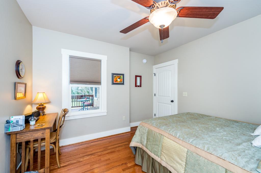 205 Kerlee Heights Home - thumb 1