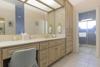 210 W. Hibiscus Hotels Santiago