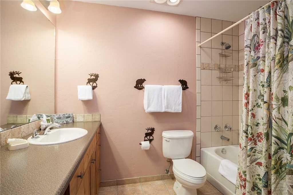 2102 Timberline Lodge, Trappeur's Crossing - thumb 3