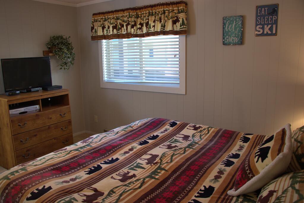2103 - Platinum 2 Bdrm - 1000 SF Sleeps 6 - thumb 2