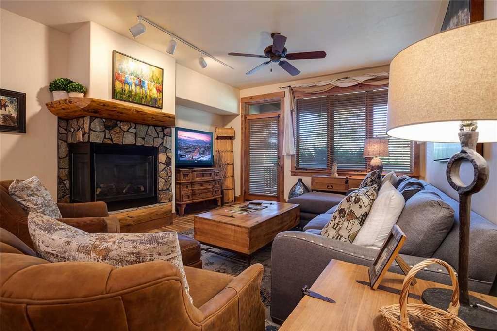 2103 Timberline Lodge, Trappeur's Crossing - thumb 0