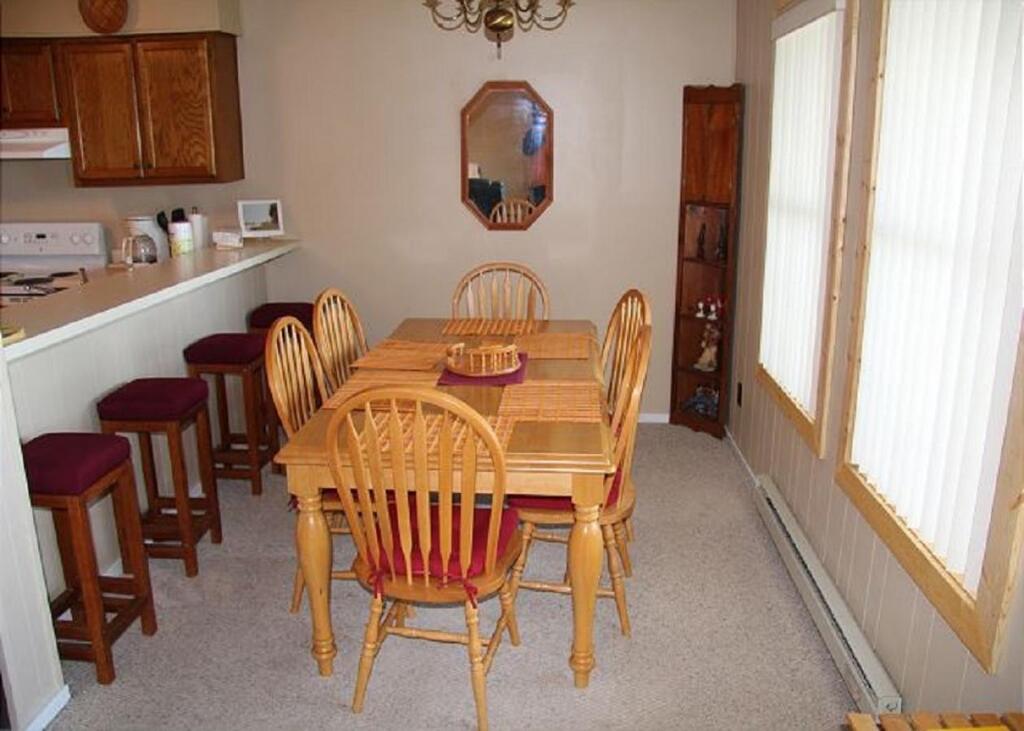 2116 - Silver 2 Bdrm - 1000 SF Sleeps 6 - thumb 1
