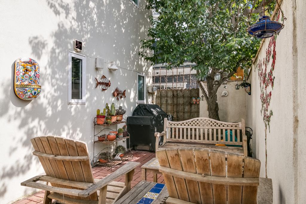 2142 Pierpont Home - thumb 1