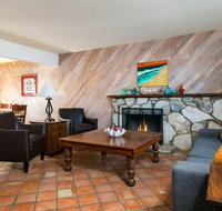 2142 Pierpont Home - USA Accommodation