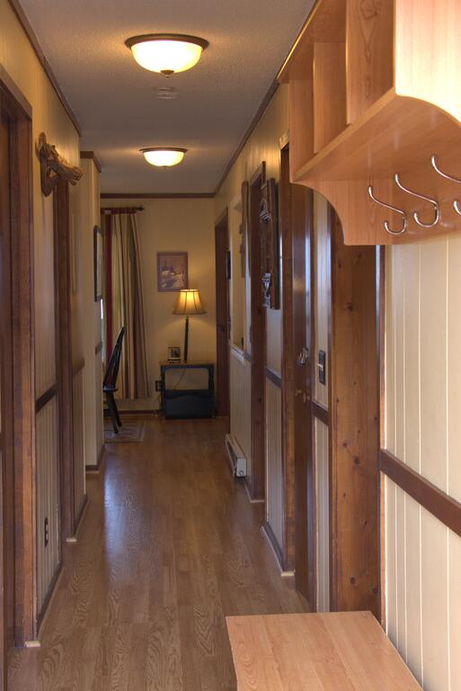 2206 - Gold 2 Bdrm - 1000 SF Sleeps 6 - thumb 3
