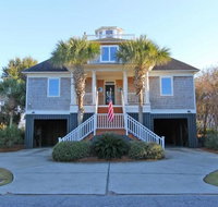 2207 Ion Avenue - USA Accommodation