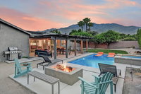 2252 E Rochelle Home Tourism Bookings