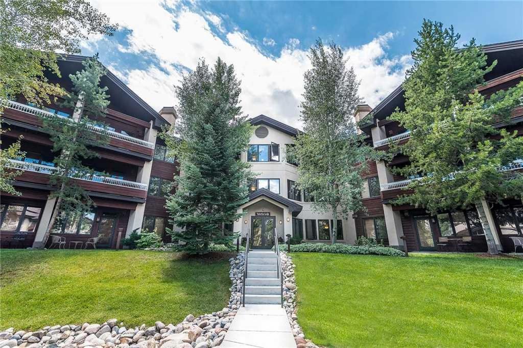 2302 Timberline Lodge, Trappeur's Crossing - thumb 1