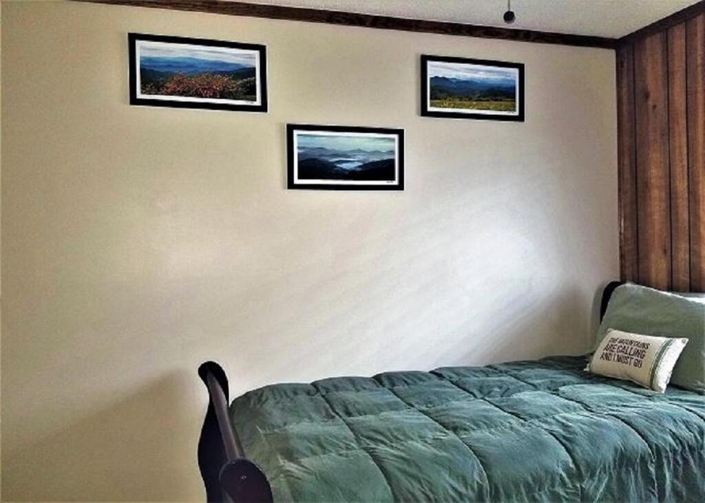 2307 - Gold 2 Bdrm - 1000 SF Sleeps 4 - thumb 3