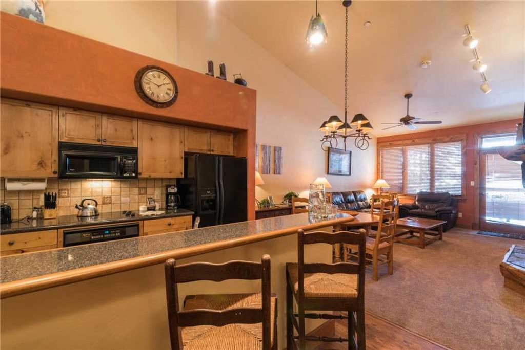 2311 Timberline Lodge, Trappeur's Crossing - thumb 1