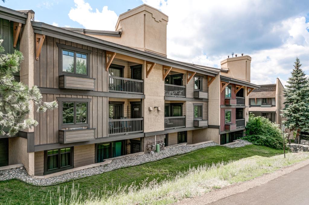2345 Apres Ski Way House Unit 114 - thumb 2
