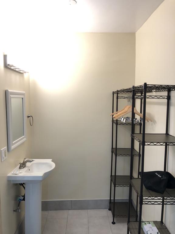 24 Hours Motel - thumb 2