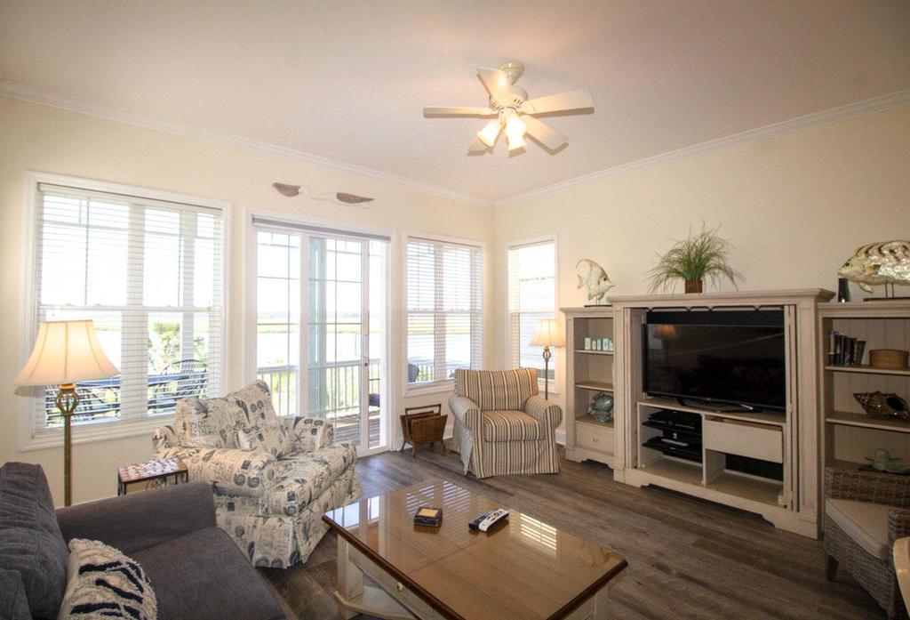 27 Quarterdeck - Three Bedroom House - thumb 3