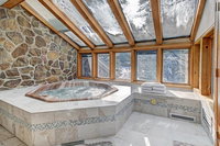 2725 Chateaux DMont Condo Tourism Bookings