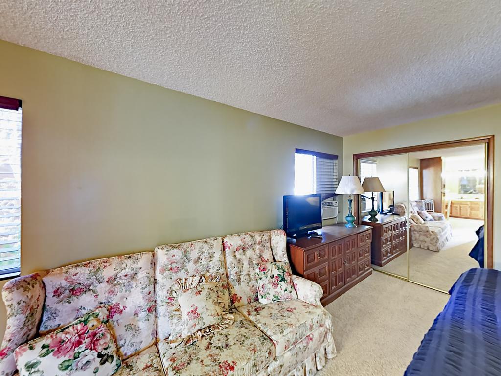 27495 Cedarwood Home - thumb 2