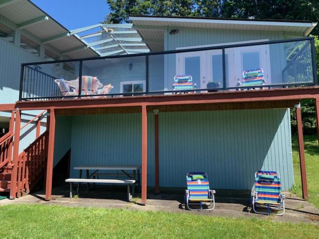 279-Wolf Beach Cottage - thumb 1