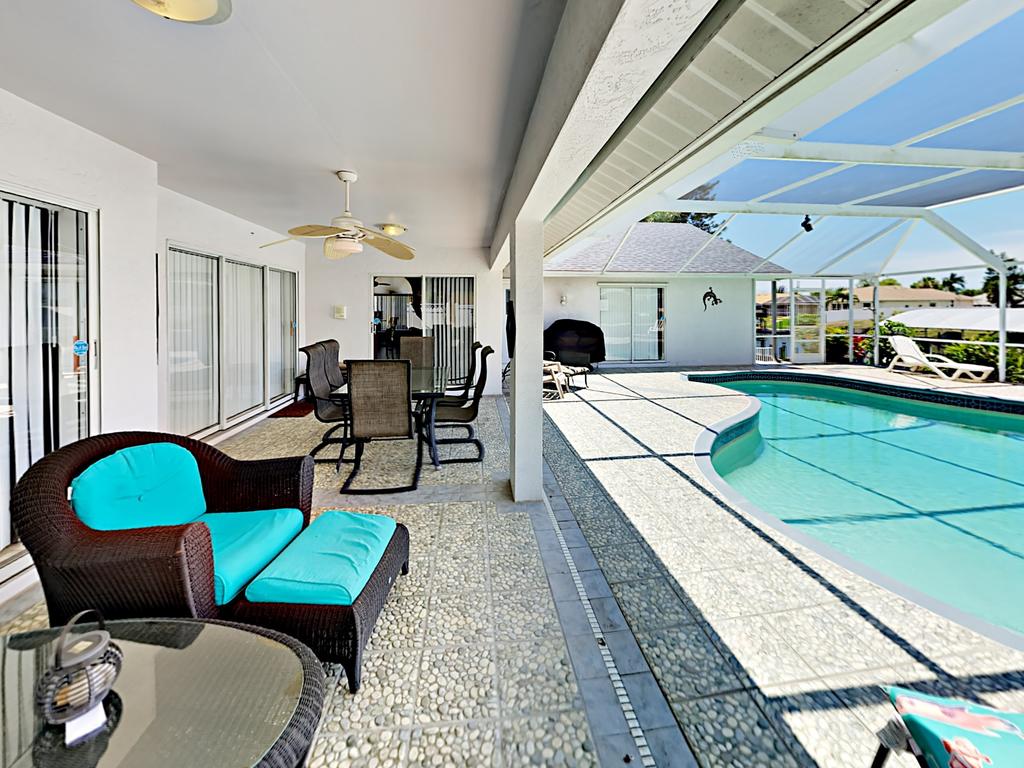 2822 SE 6th Ave Home - thumb 1