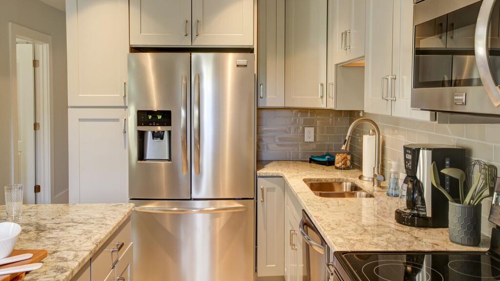 2BR At South Mint Street - thumb 1