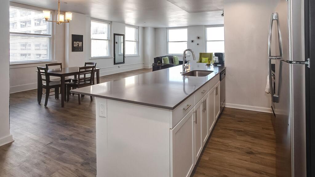 2BR At West 7th Street - thumb 1