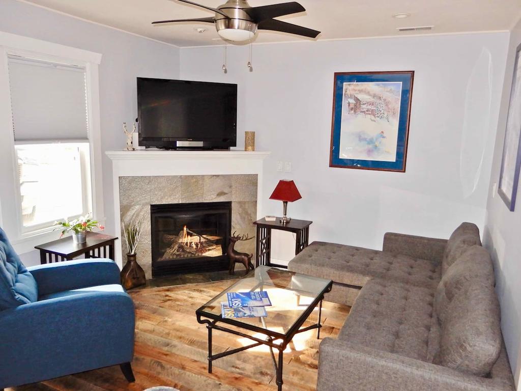 2br Empire Avenue WALK To Lifts And Main St - No Car Required! - thumb 1