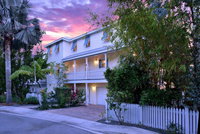 3 4 Time Tourism Bookings