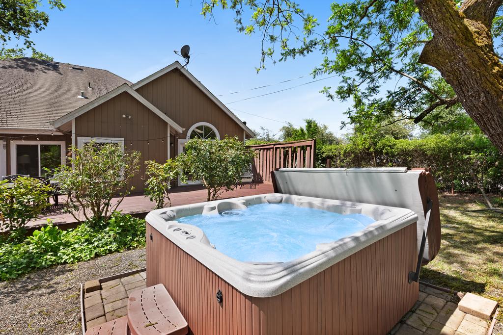 3 Bed 2 Bath Vacation Home In Santa Rosa - thumb 1