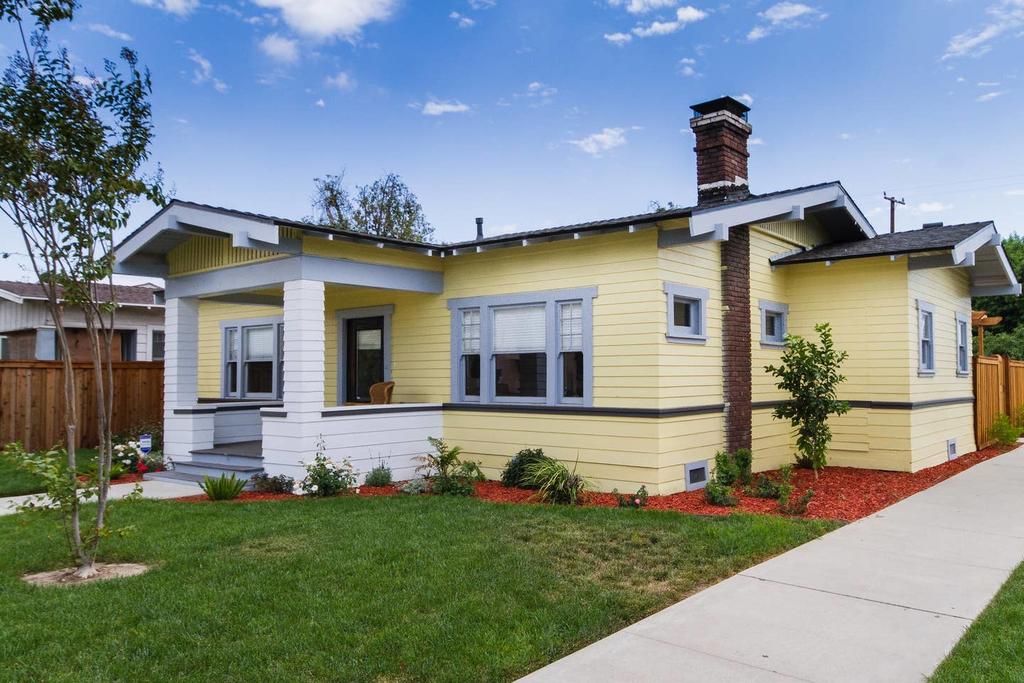 3 Minutes To Disneyland - Historic Craftsman Bungalow - Permit #2014-00045 - thumb 1