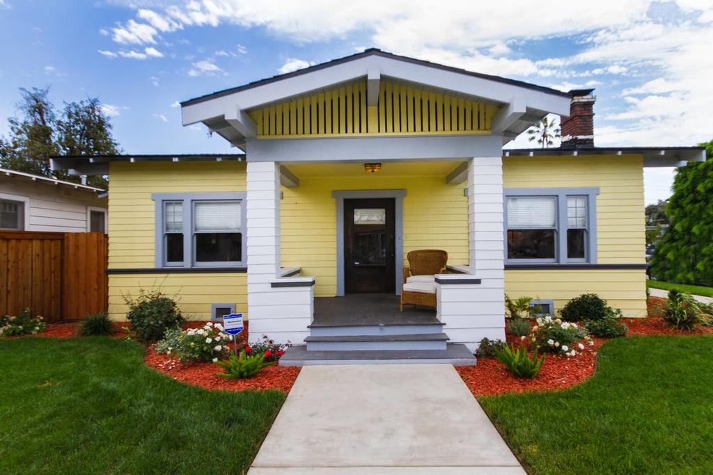 3 Minutes To Disneyland - Historic Craftsman Bungalow - Permit #2014-00045 - thumb 0