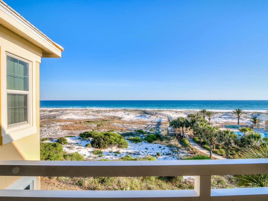 305W   Enjoy Your Beach Getaway In This Beautiful 2BR/2BA Condo! - thumb 2