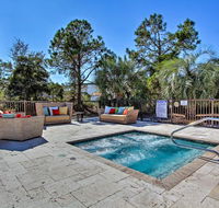 30A Seagrove Beach Studio with Pool - Walk to Beach - Students Accommodation