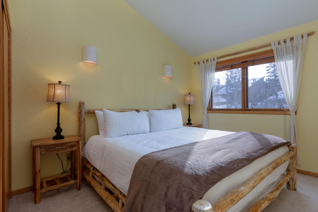 31 Buffalo Drive By Summit County Mountain Retreats - thumb 1