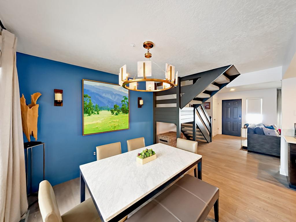 3160 Deer Valley Drive East #8 Townhouse - thumb 2