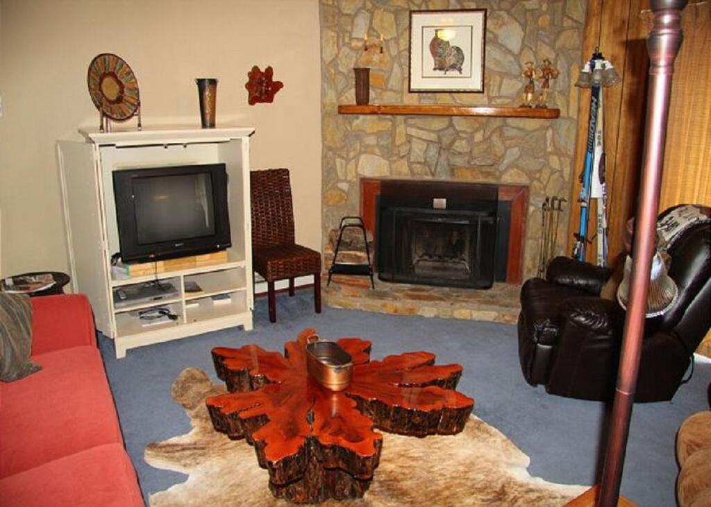 3311 - Silver 2 Bdrm- 1000 SF Sleeps 6 - thumb 0