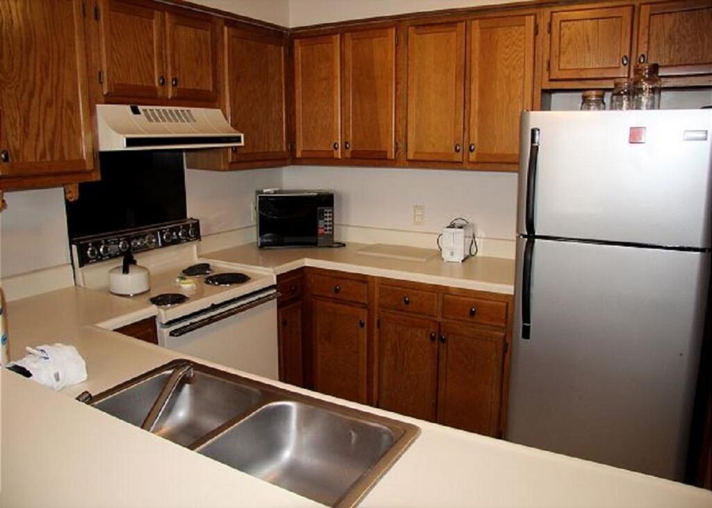 3311 - Silver 2 Bdrm- 1000 SF Sleeps 6 - thumb 1