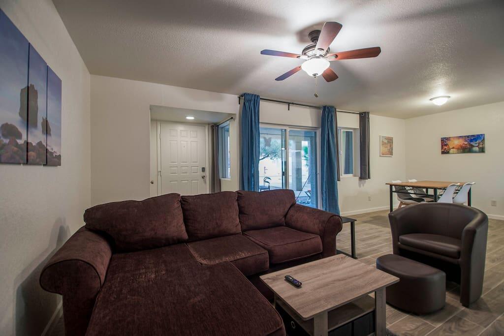 34A Casa Grande Modern 1bd Condo W HEATED POOL - thumb 3