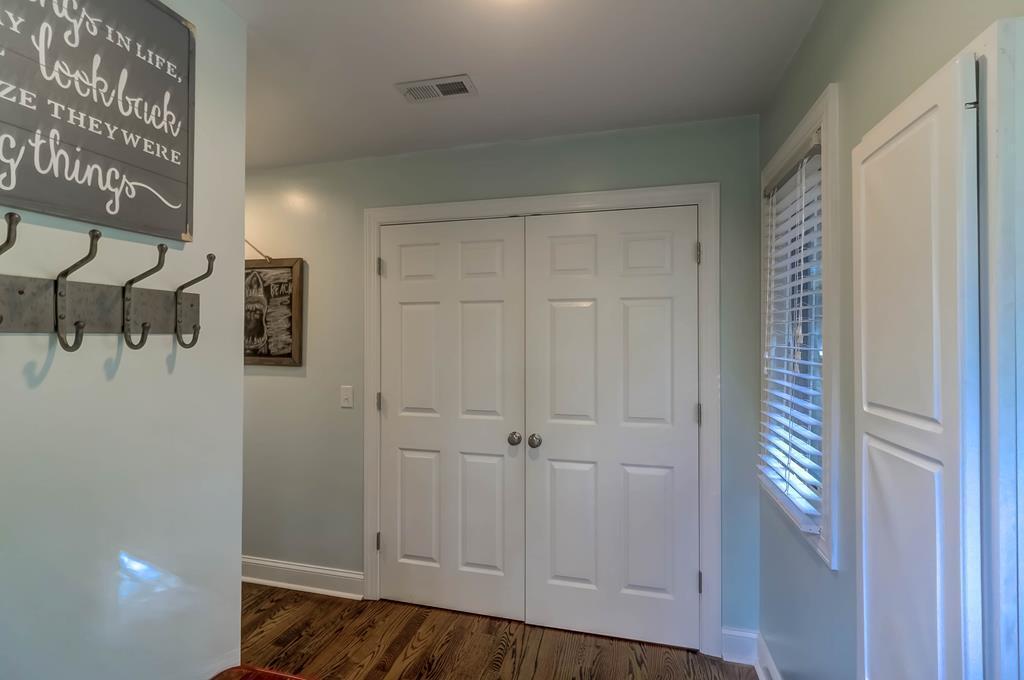 35 Twin Oaks - thumb 2