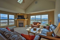 360 Mtn  Lake Dillon View - Condo with Shared Hot Tub Tourism Bookings