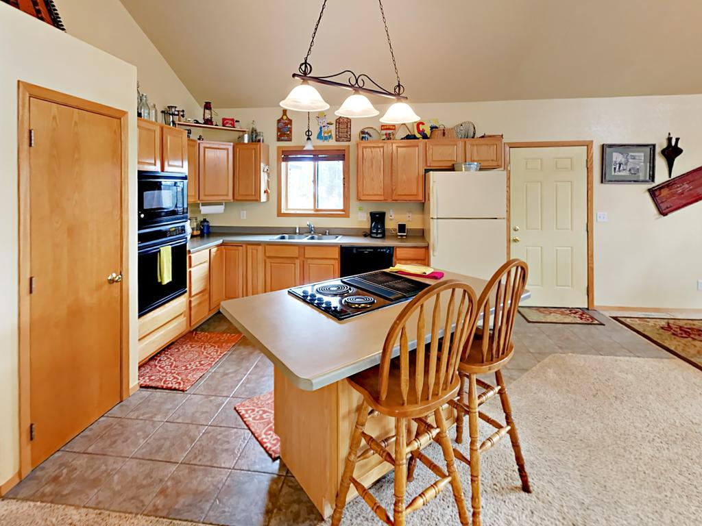 38 County Road Home #8506 - thumb 1