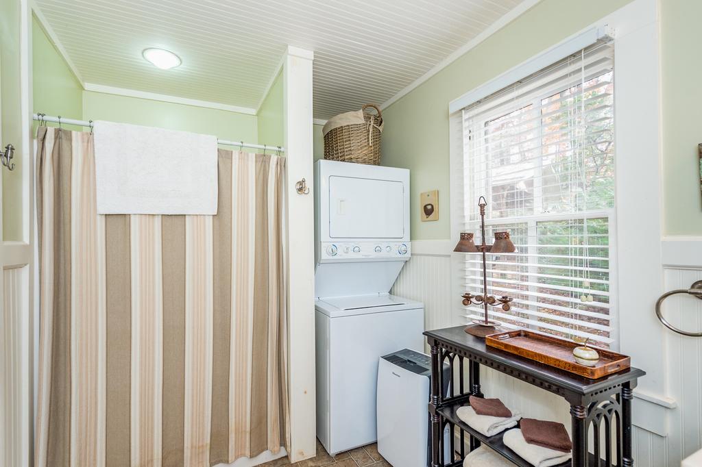 39B Maney Ln Home - thumb 1