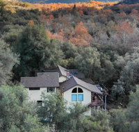 4 Bedroom Sequoia Vacation Home - USA Accommodation