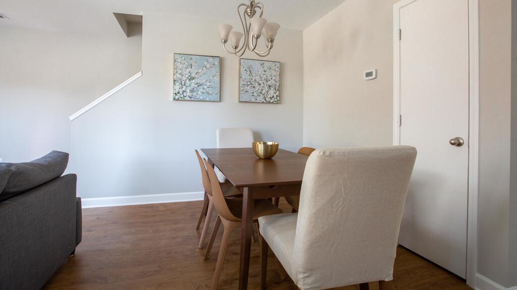 4 Bedroom, Beatties Ford Road - thumb 1