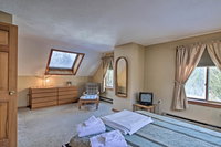 4-Season Bartlett Condo - 1 Mi. to Attitash Mtn. USA Accommodation