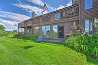 4-Season Lakefront Condo - Swim Boat  Ski Tourism Bookings