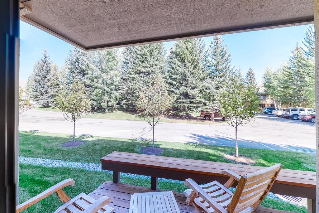 4027 Bluff - thumb 2