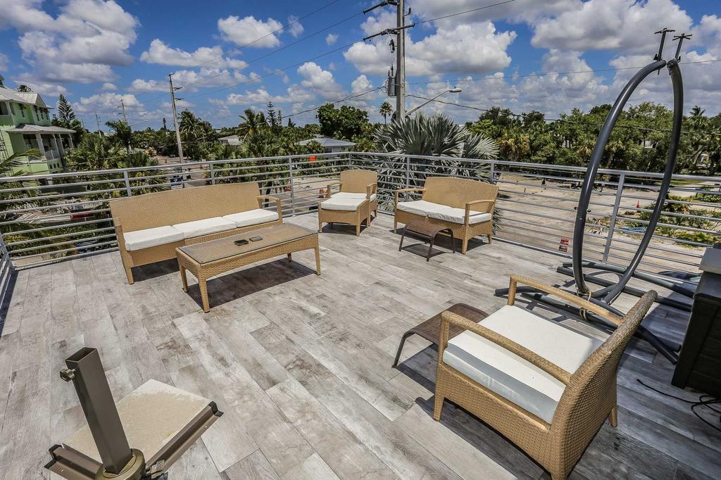 4230 Estero Blvd. - thumb 1